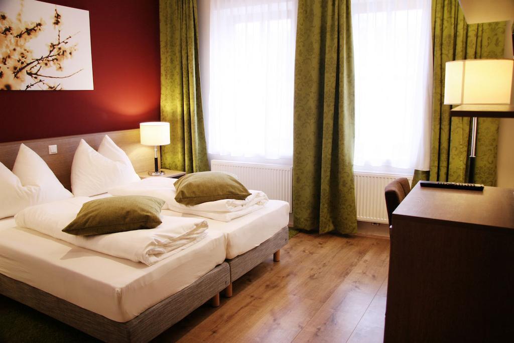 Cook4Kids Gmbh Hotel Sankt Christophen Стая снимка