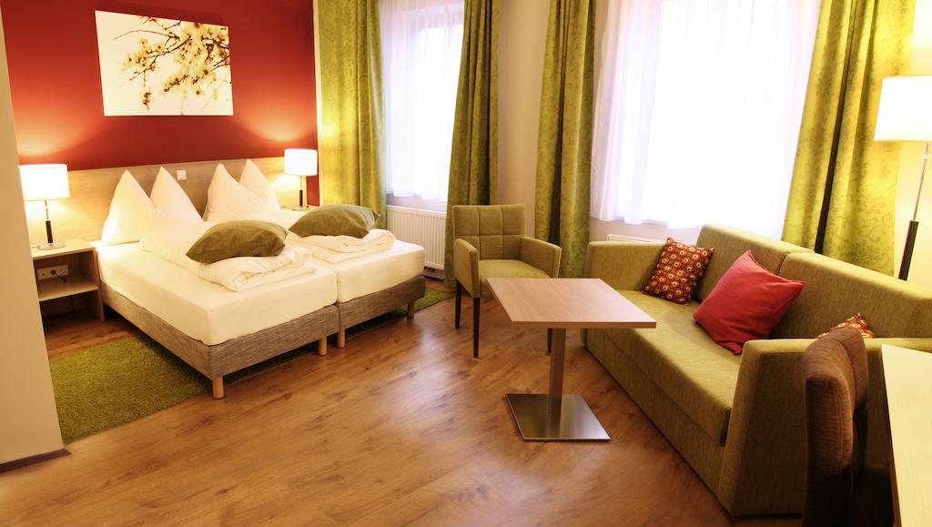 Cook4Kids Gmbh Hotel Sankt Christophen Стая снимка
